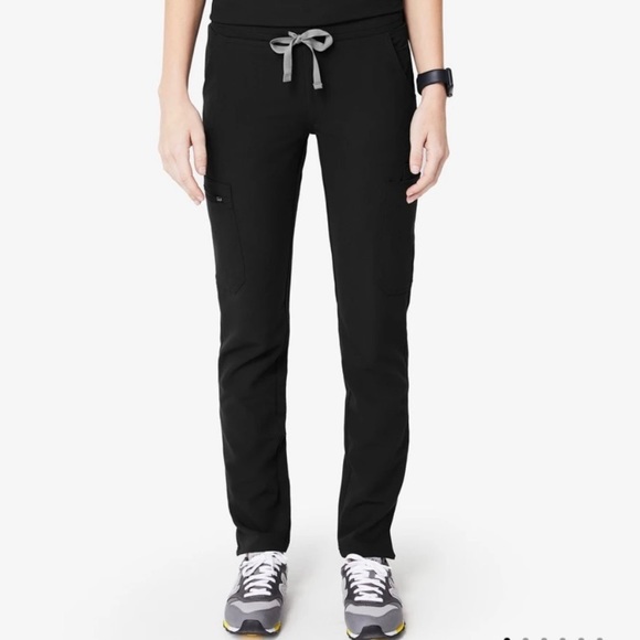 Figs Yola scrub pants